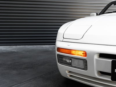 1990 Porsche 944 S2