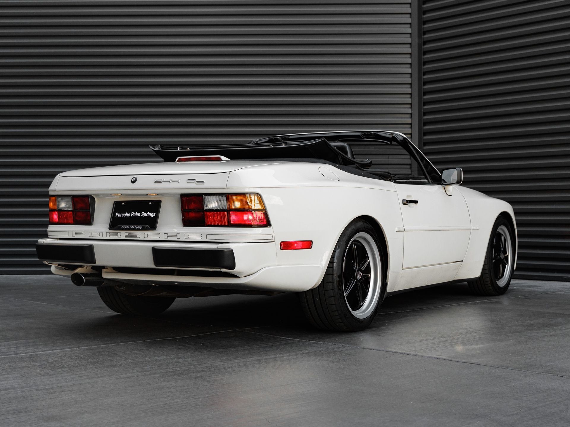 1990 Porsche 944 S2