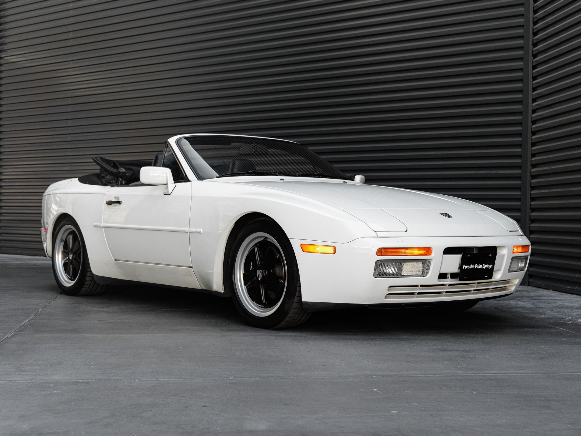 1990 Porsche 944 S2
