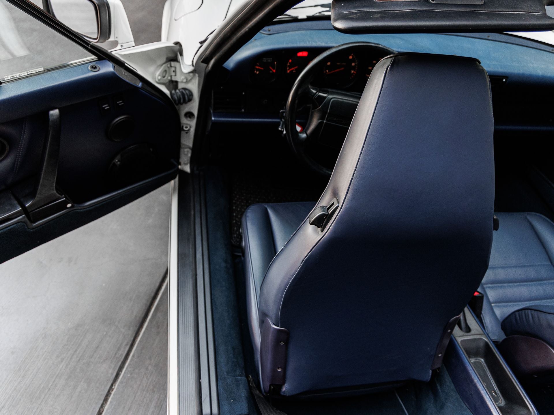 1991 Porsche 911 Carrera 2