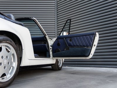 1991 Porsche 911 Carrera 2