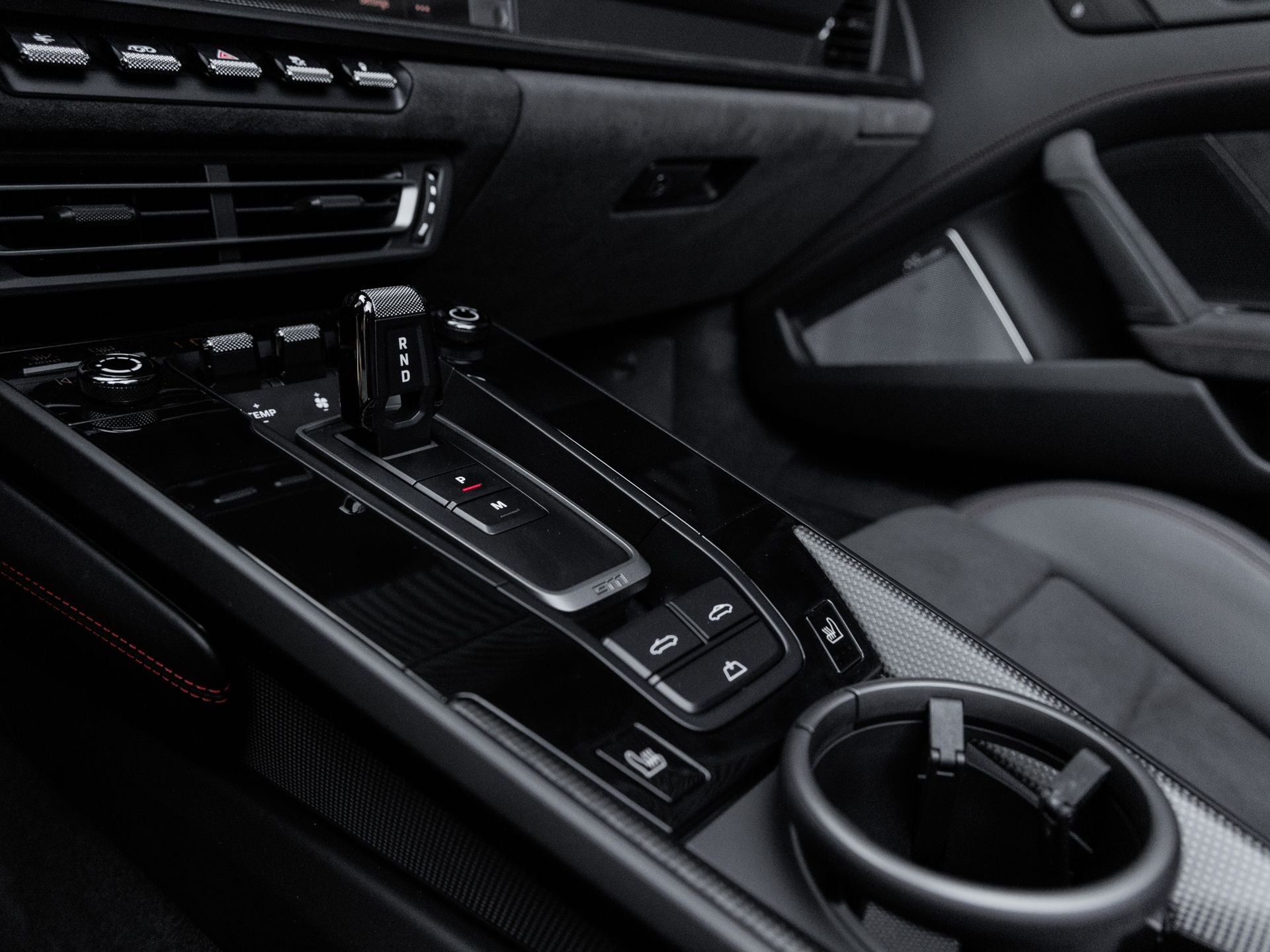 2024 Porsche 911 Carrera 4 GTS Cabriolet