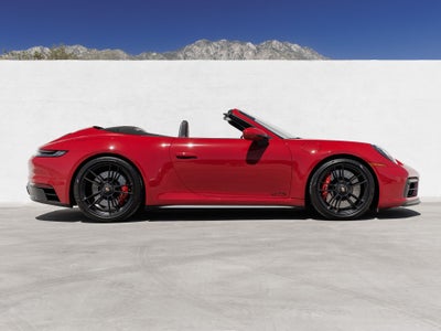 2024 Porsche 911 Carrera 4 GTS Cabriolet