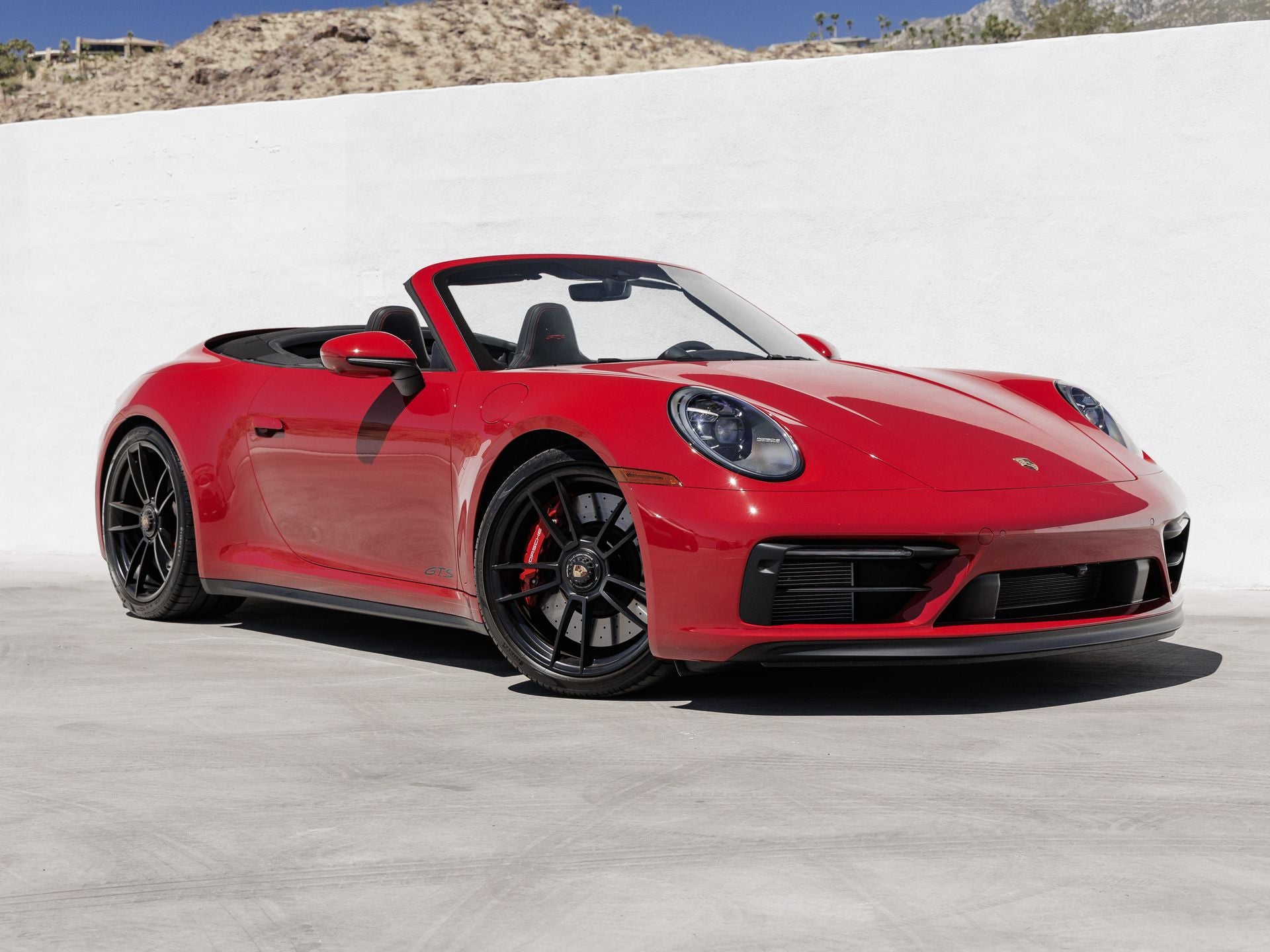 2024 Porsche 911 Carrera 4 GTS Cabriolet