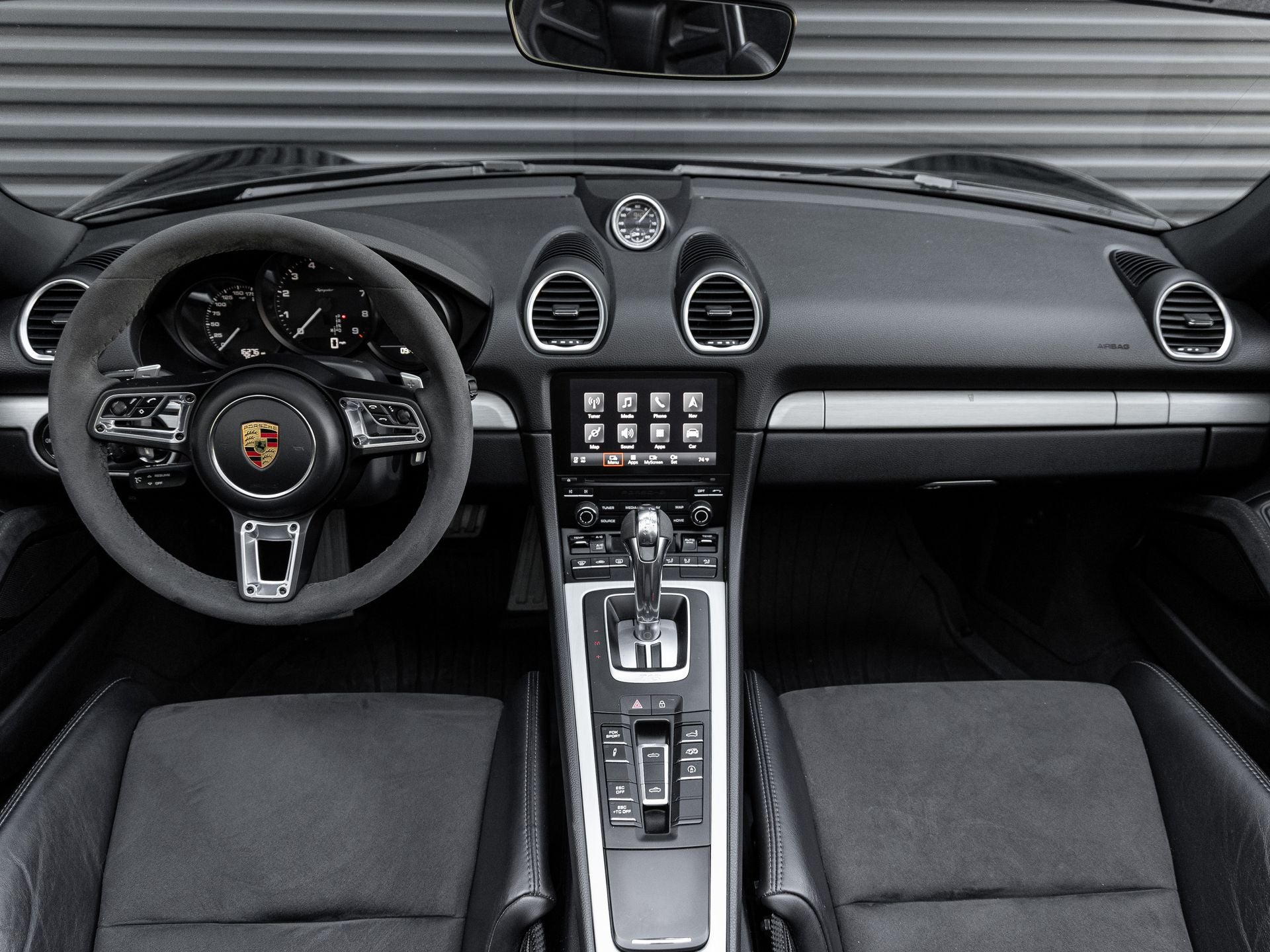 2022 Porsche 718 Spyder