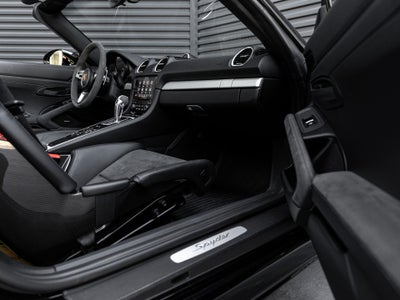 2022 Porsche 718 Spyder