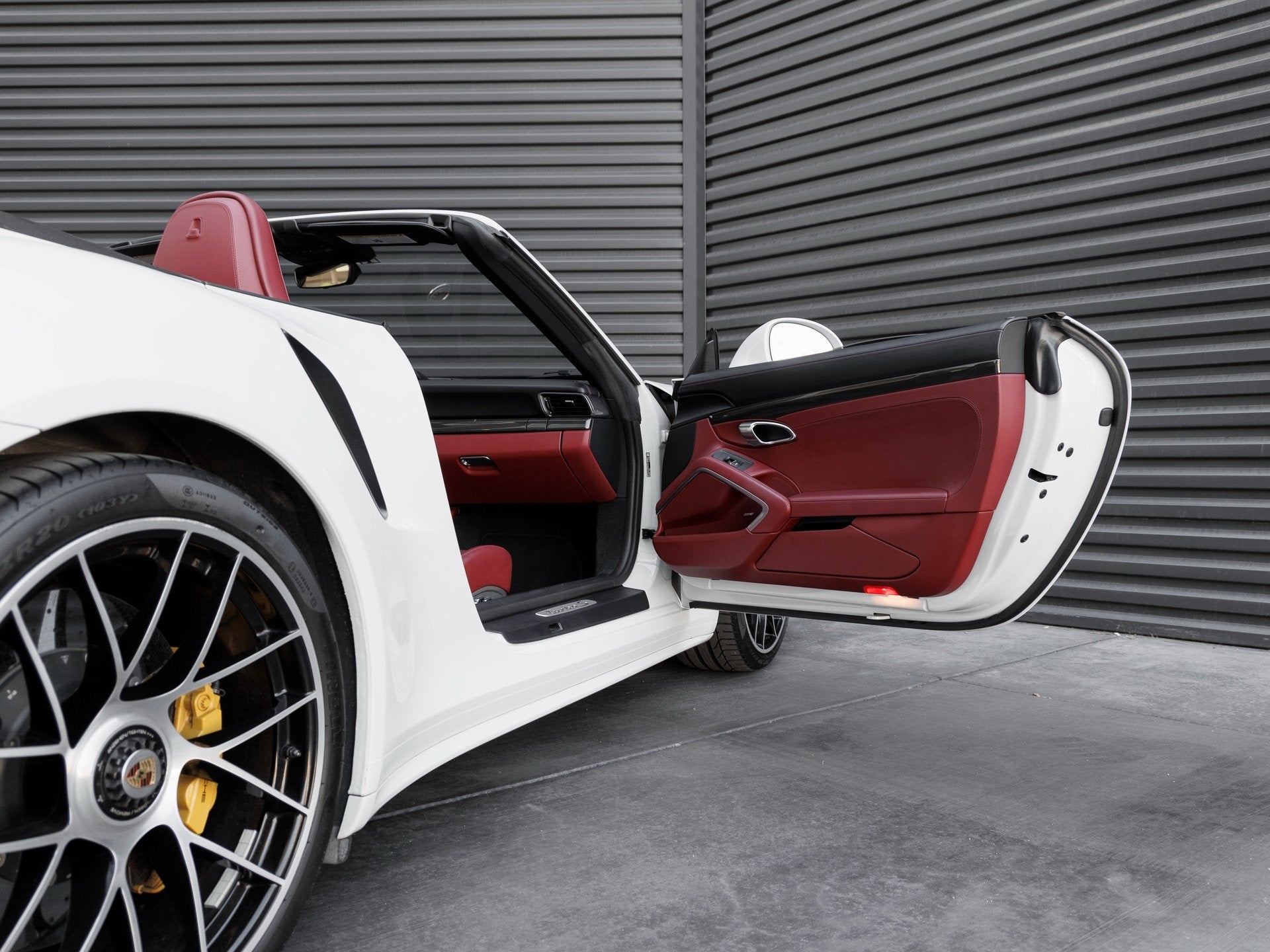 2019 Porsche 911 911 Turbo S Cabriolet