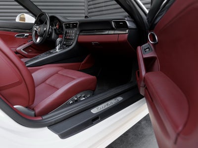 2019 Porsche 911 911 Turbo S Cabriolet