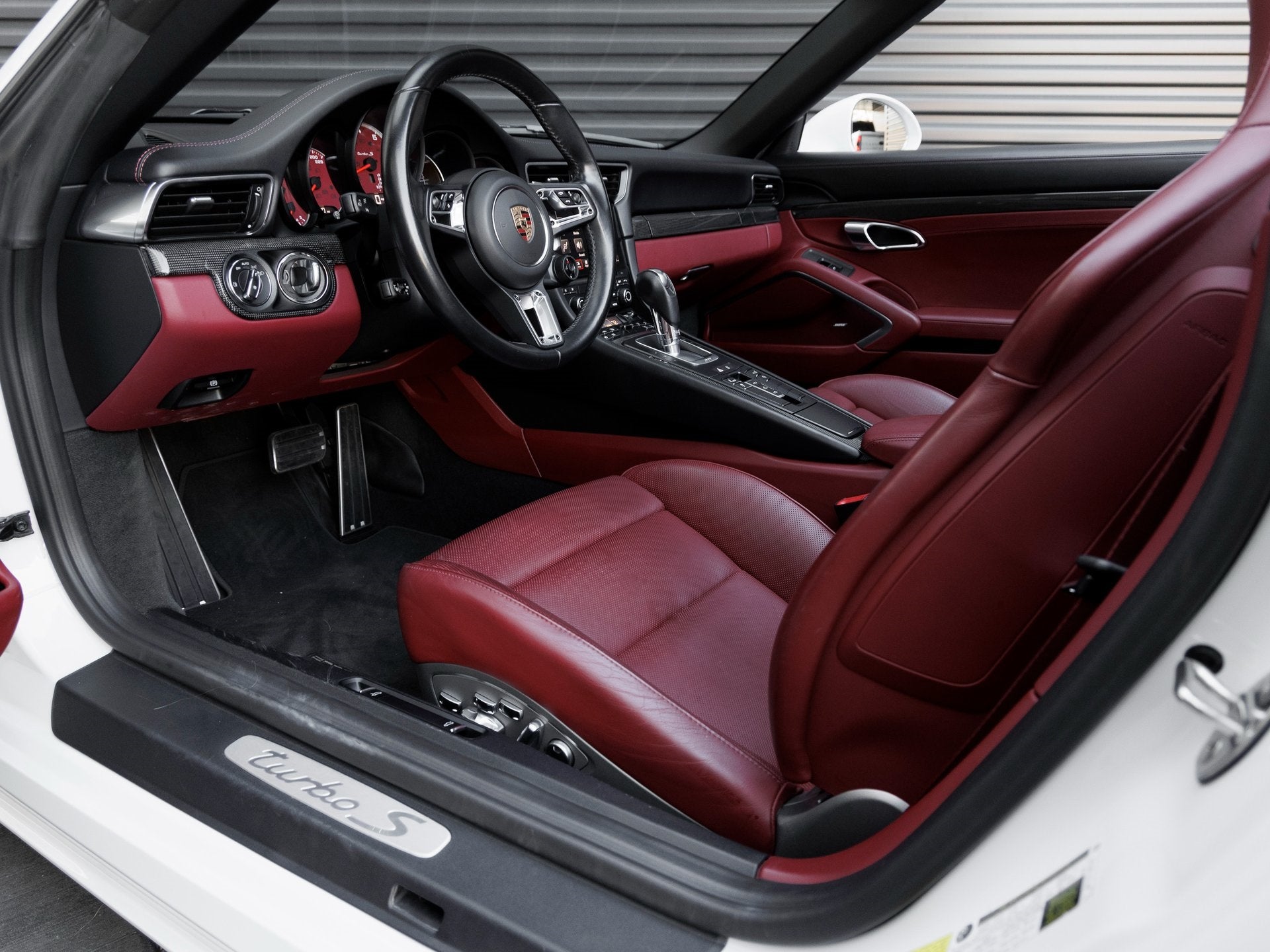 2019 Porsche 911 911 Turbo S Cabriolet