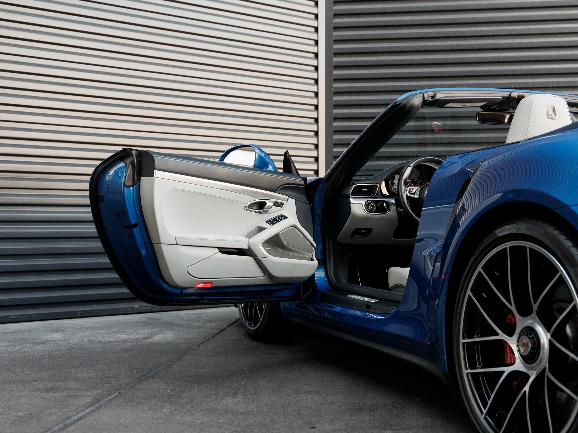 2017 Porsche 911 911 Turbo Cabriolet