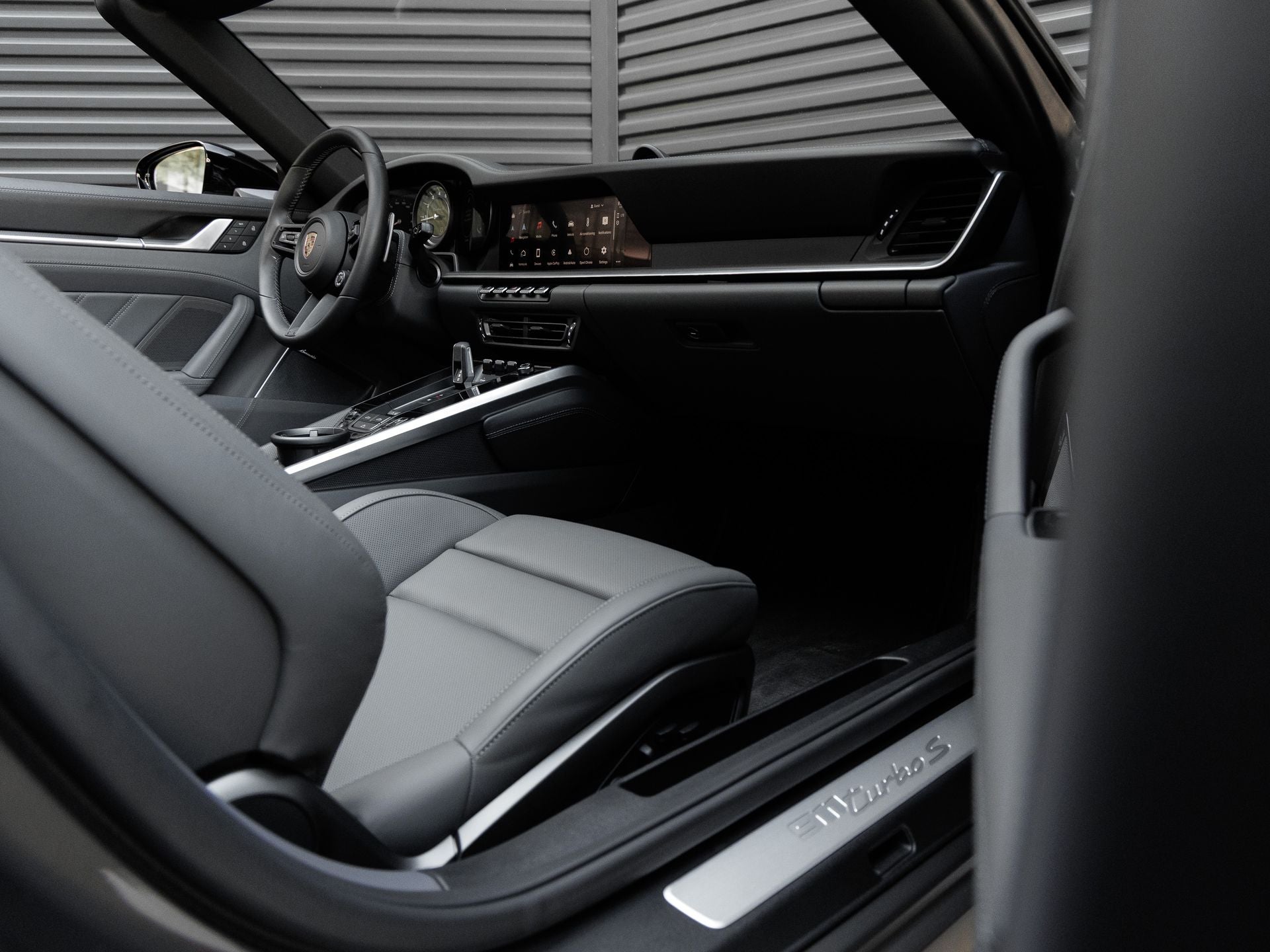 2024 Porsche 911 Turbo S Cabriolet