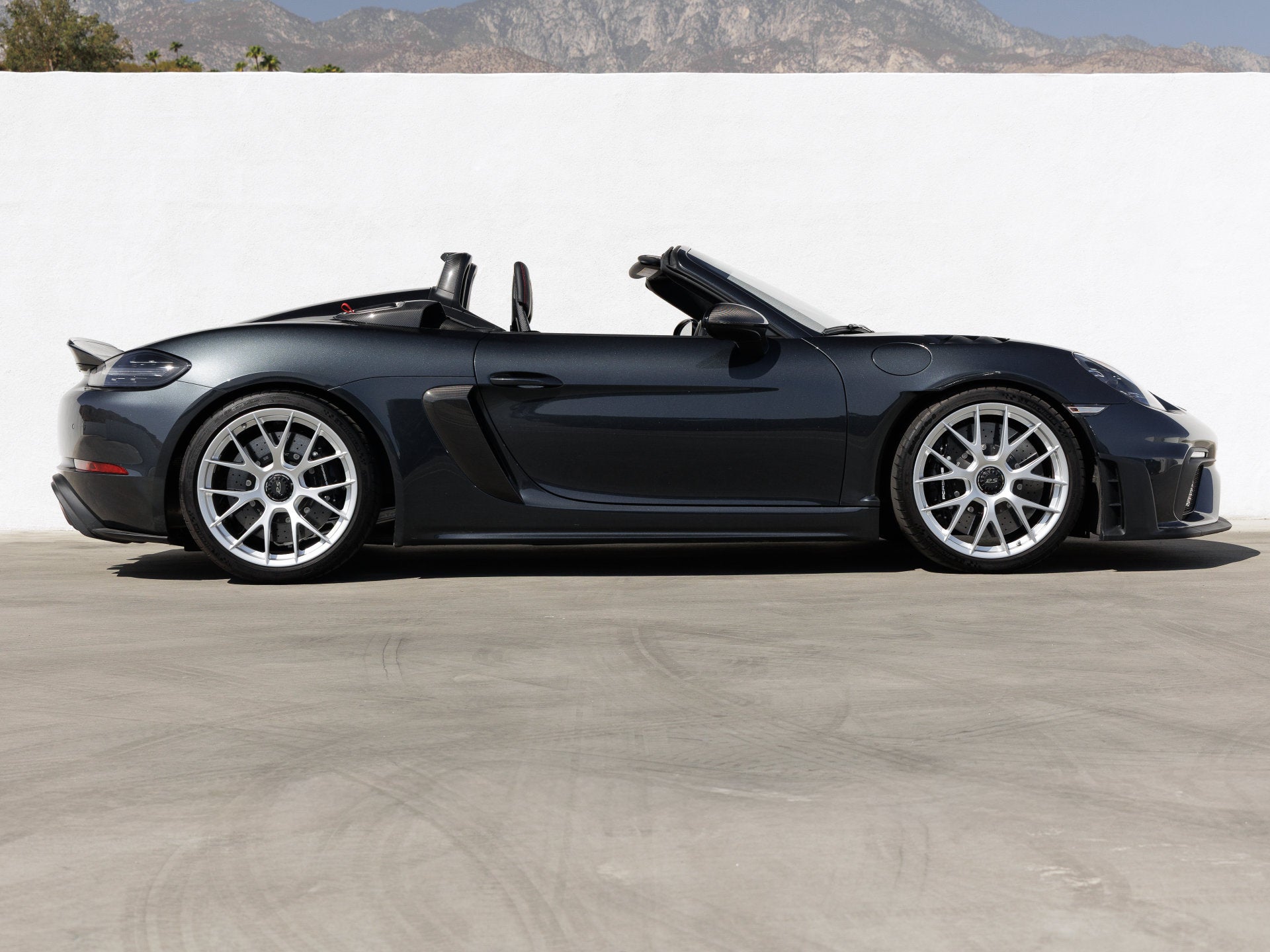 2024 Porsche 718 718 Spyder RS