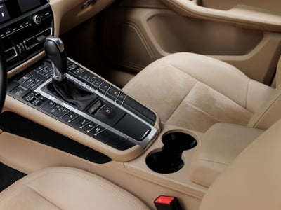 2021 Porsche Macan Macan