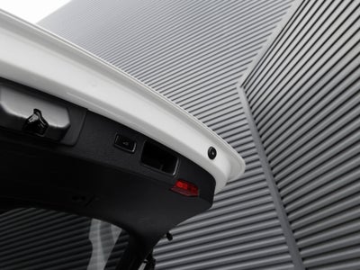 2021 Porsche Macan Macan