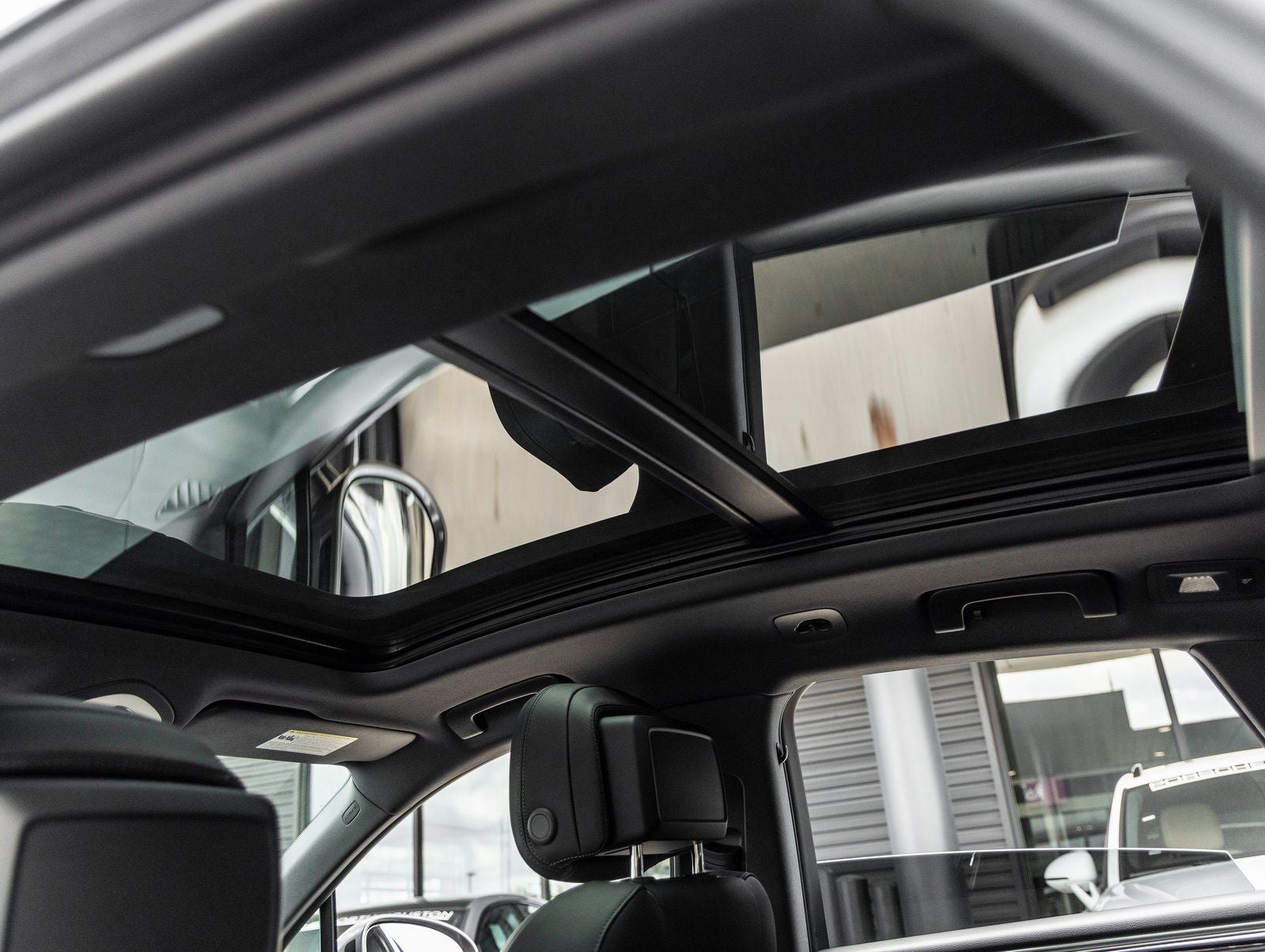 2026 Porsche Macan Macan T