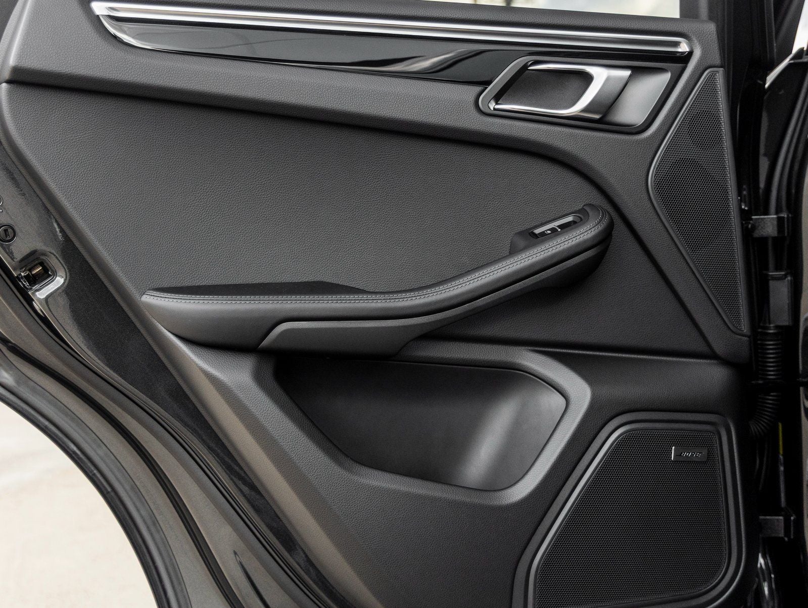 2026 Porsche Macan Macan T