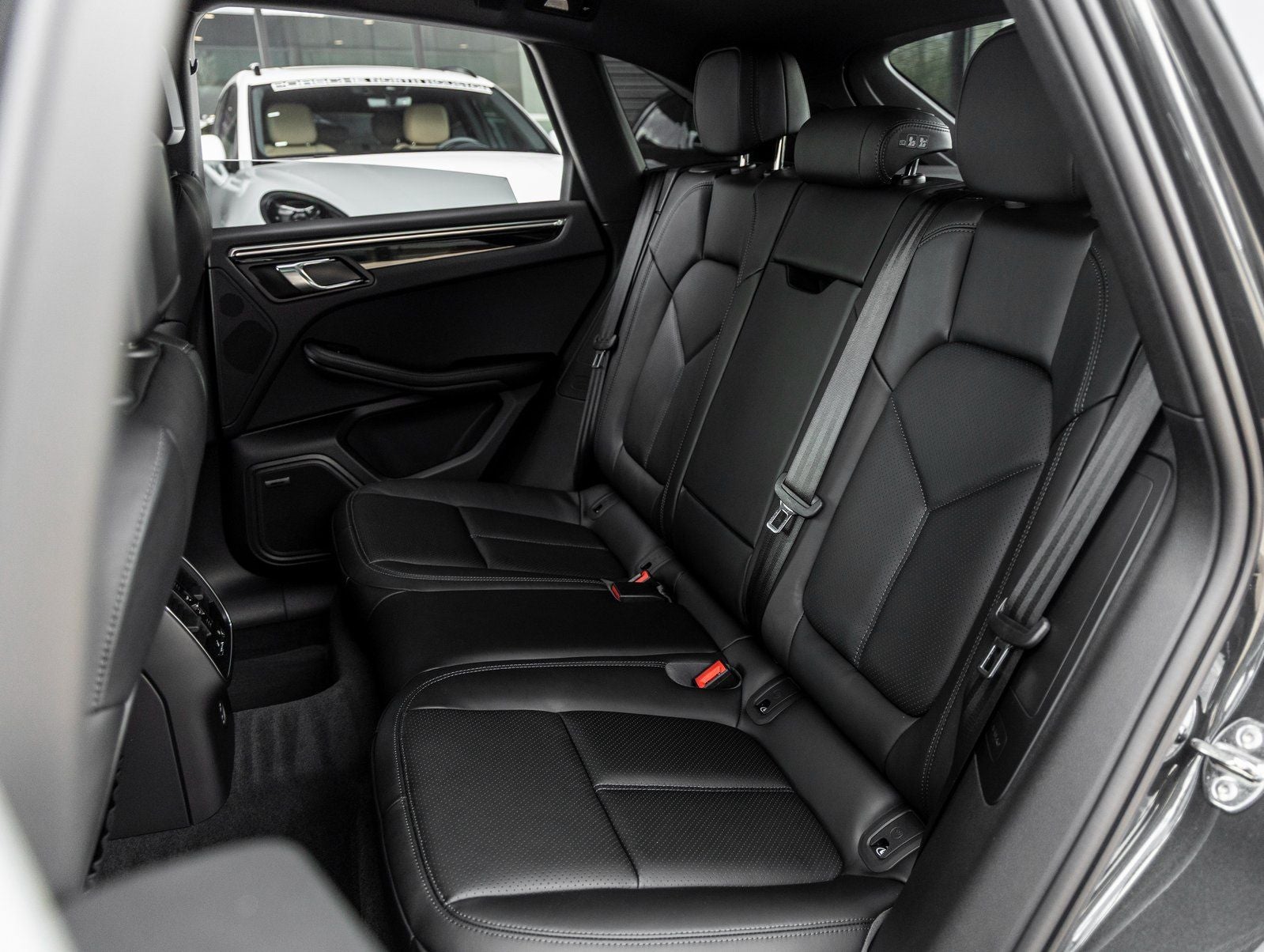 2026 Porsche Macan Macan T