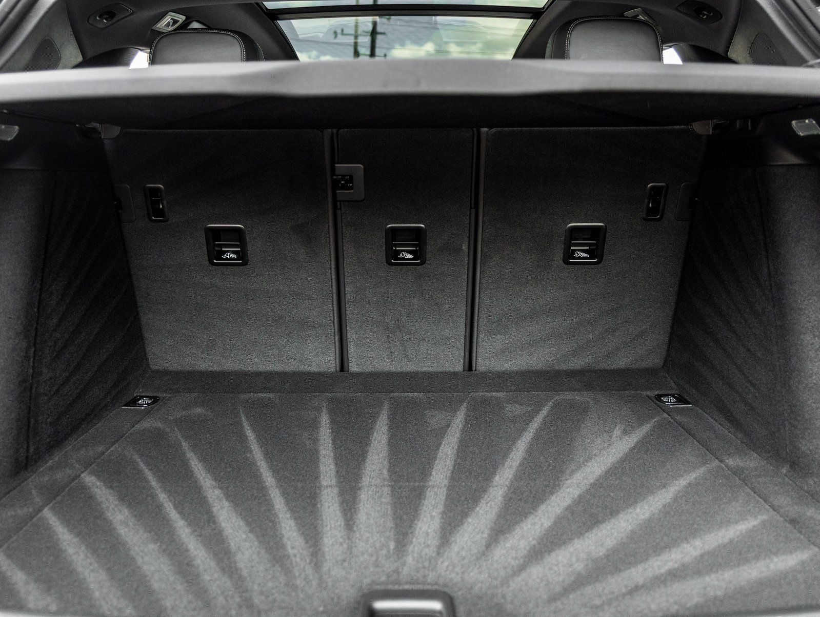 2026 Porsche Macan Macan T