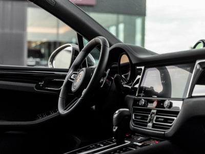 2026 Porsche Macan Macan T