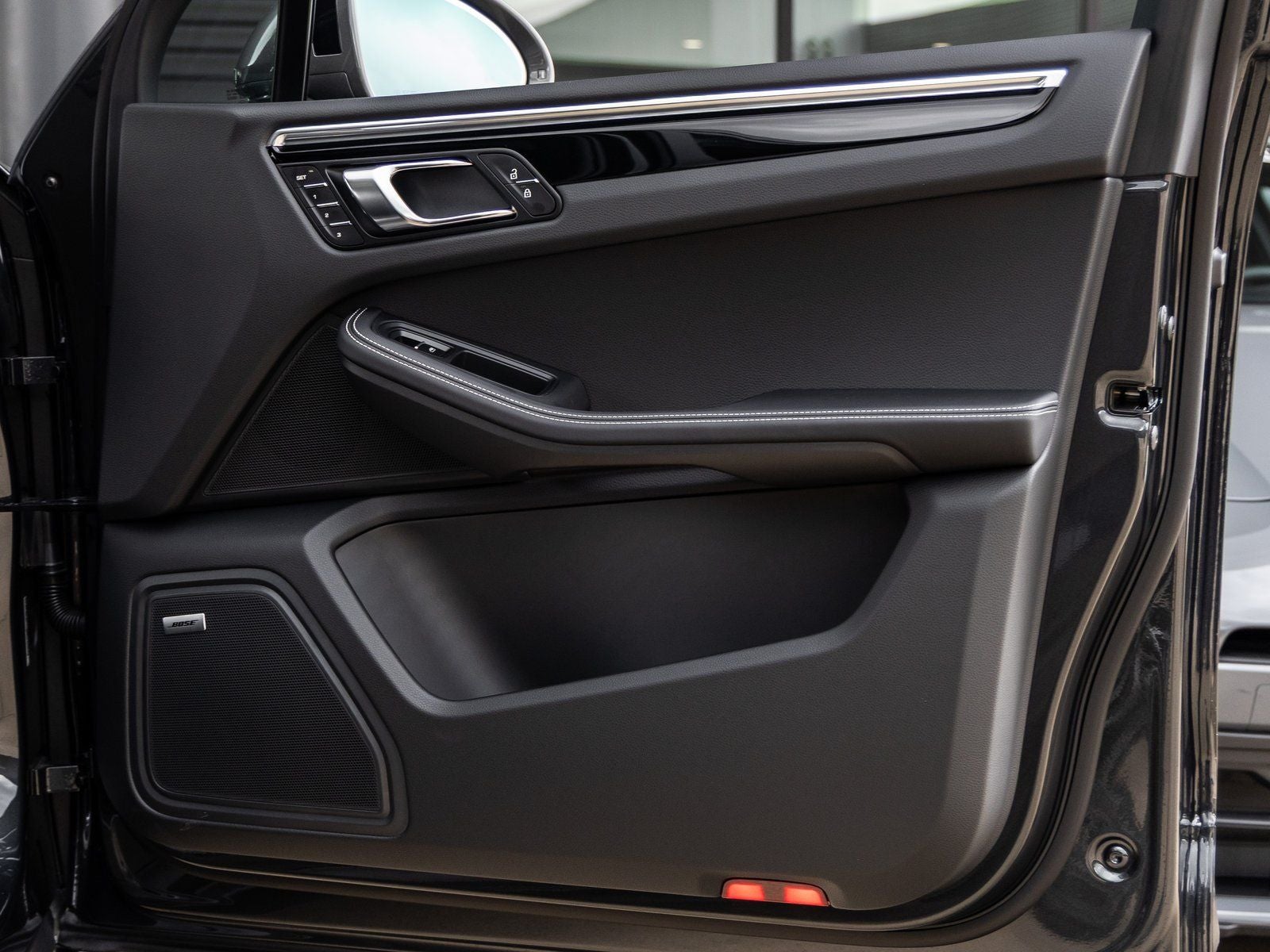 2026 Porsche Macan Macan T