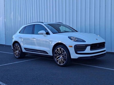 2026 Porsche Macan Base