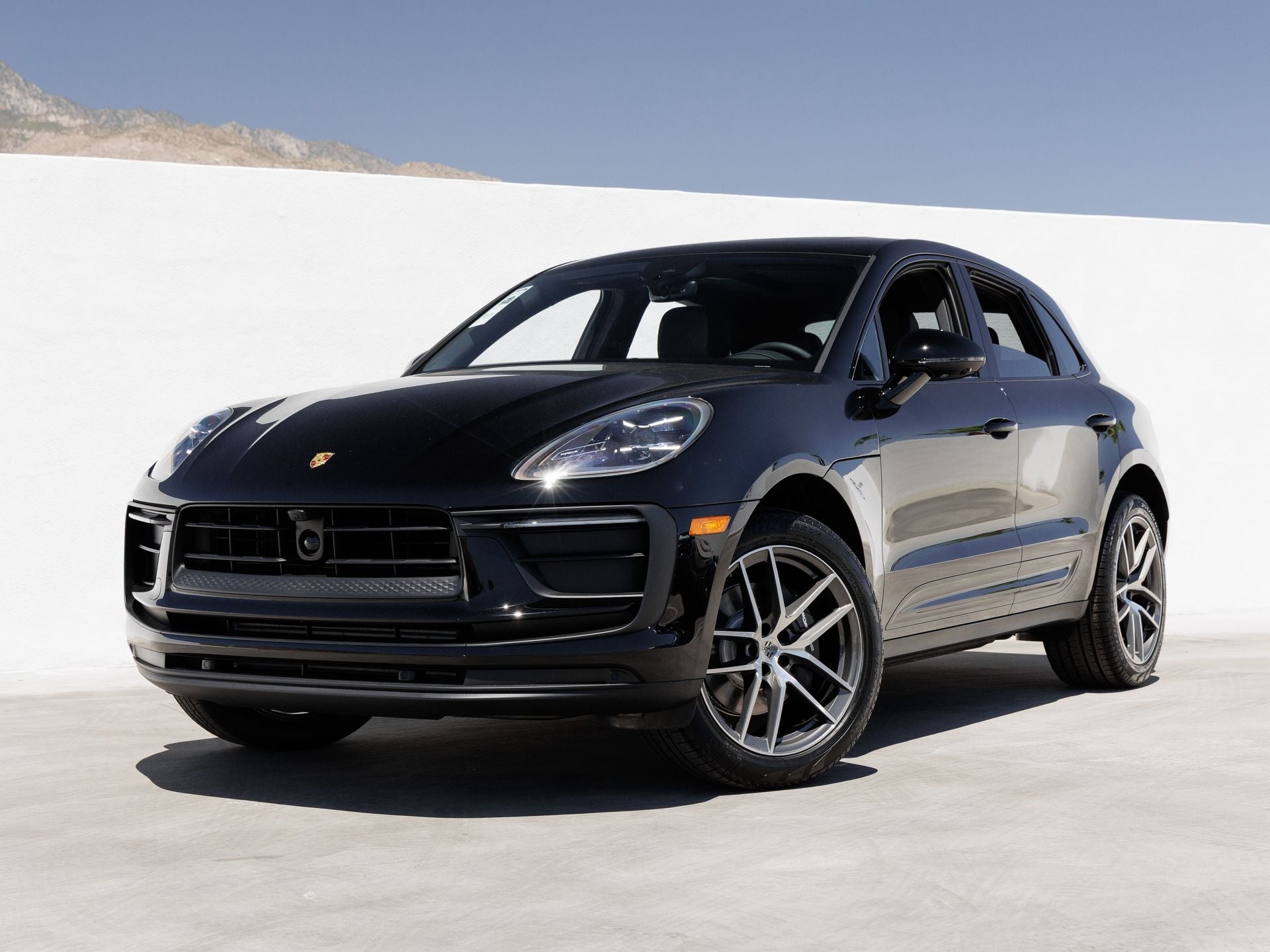 2026 Porsche Macan Macan