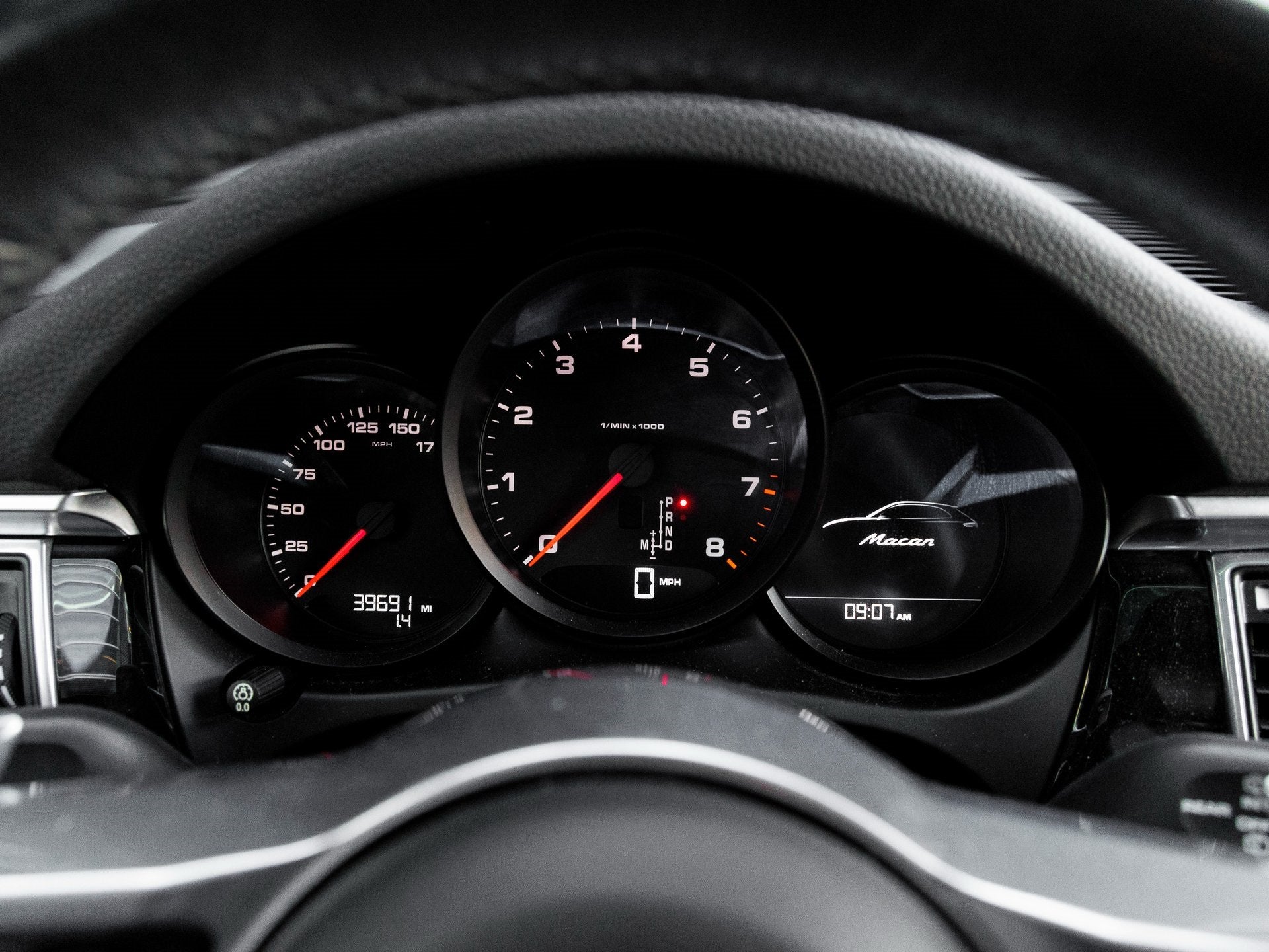 2018 Porsche Macan Macan