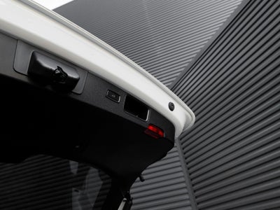 2018 Porsche Macan Macan