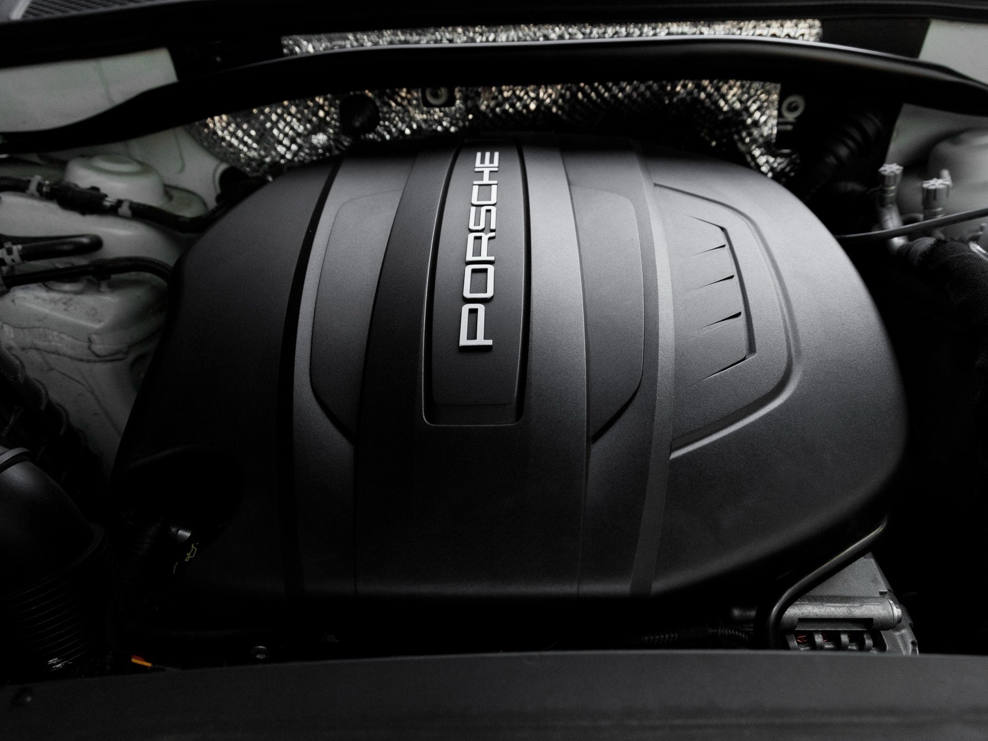 2018 Porsche Macan Macan