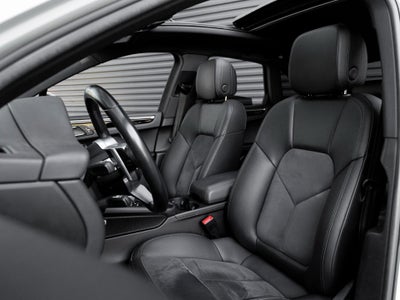 2018 Porsche Macan Macan