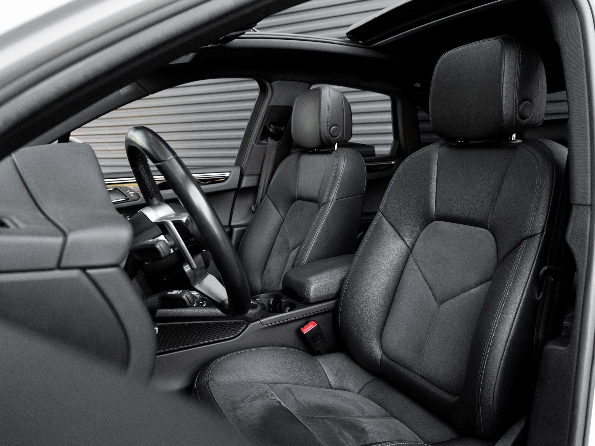 2018 Porsche Macan Macan