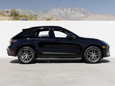2026 Porsche Macan Macan