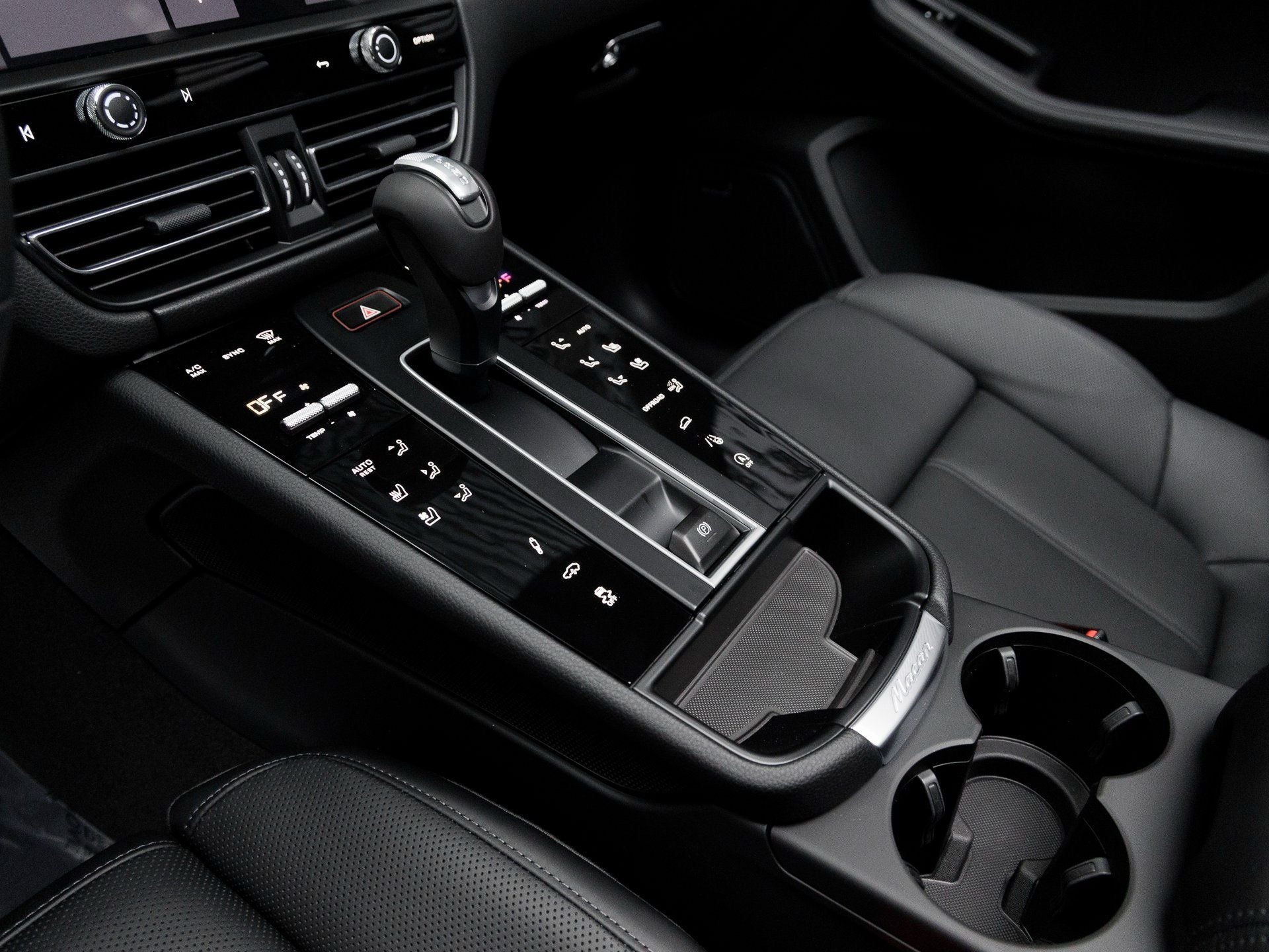 2026 Porsche Macan Macan T