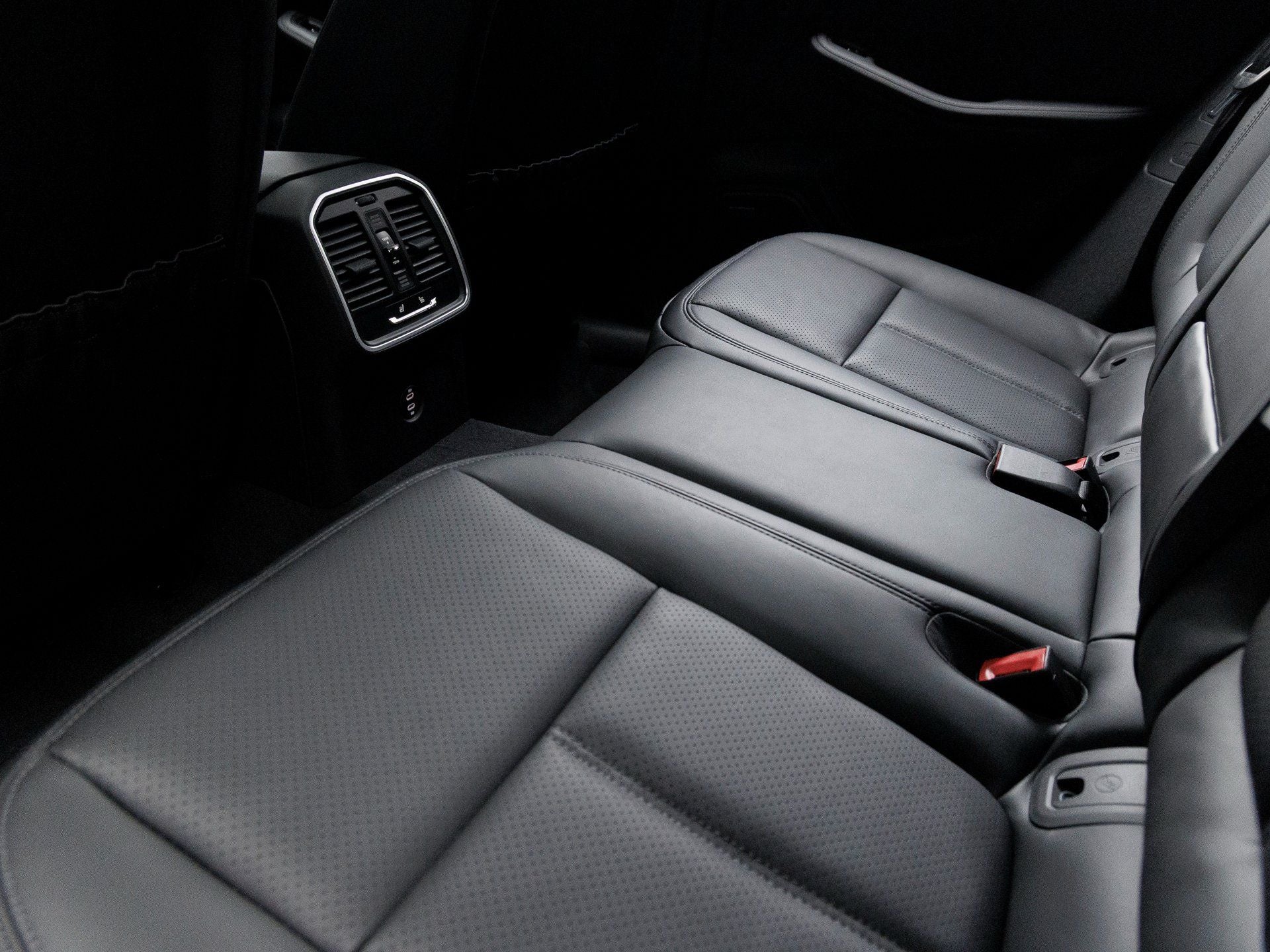 2026 Porsche Macan Macan T