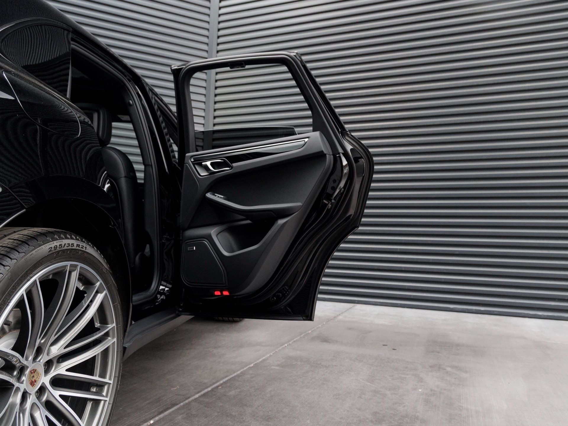 2026 Porsche Macan Macan T