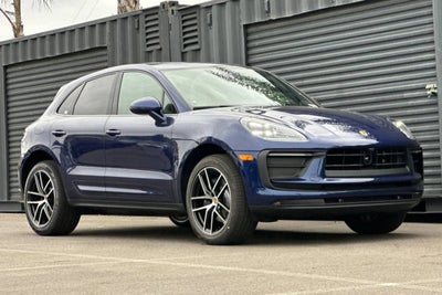 2026 Porsche Macan Macan