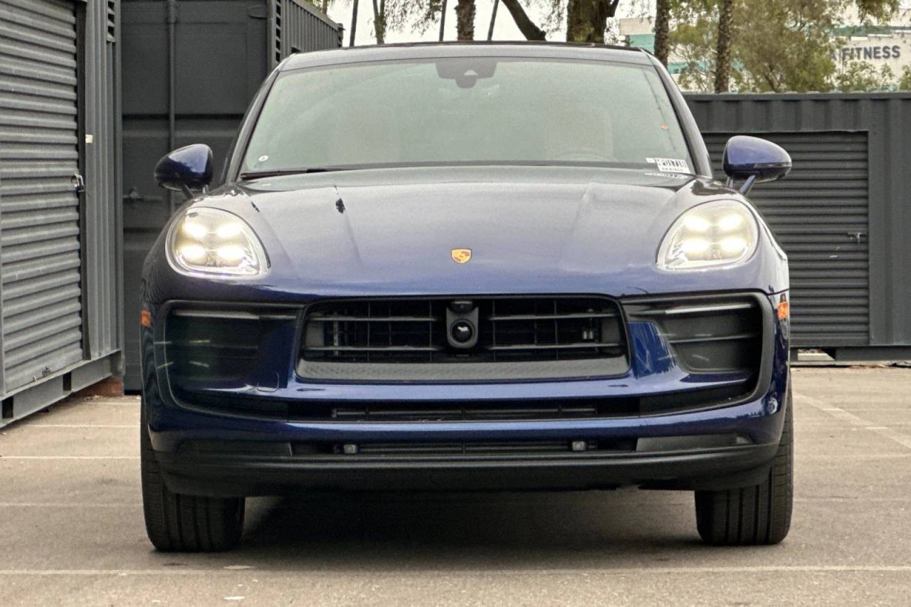 2026 Porsche Macan Macan