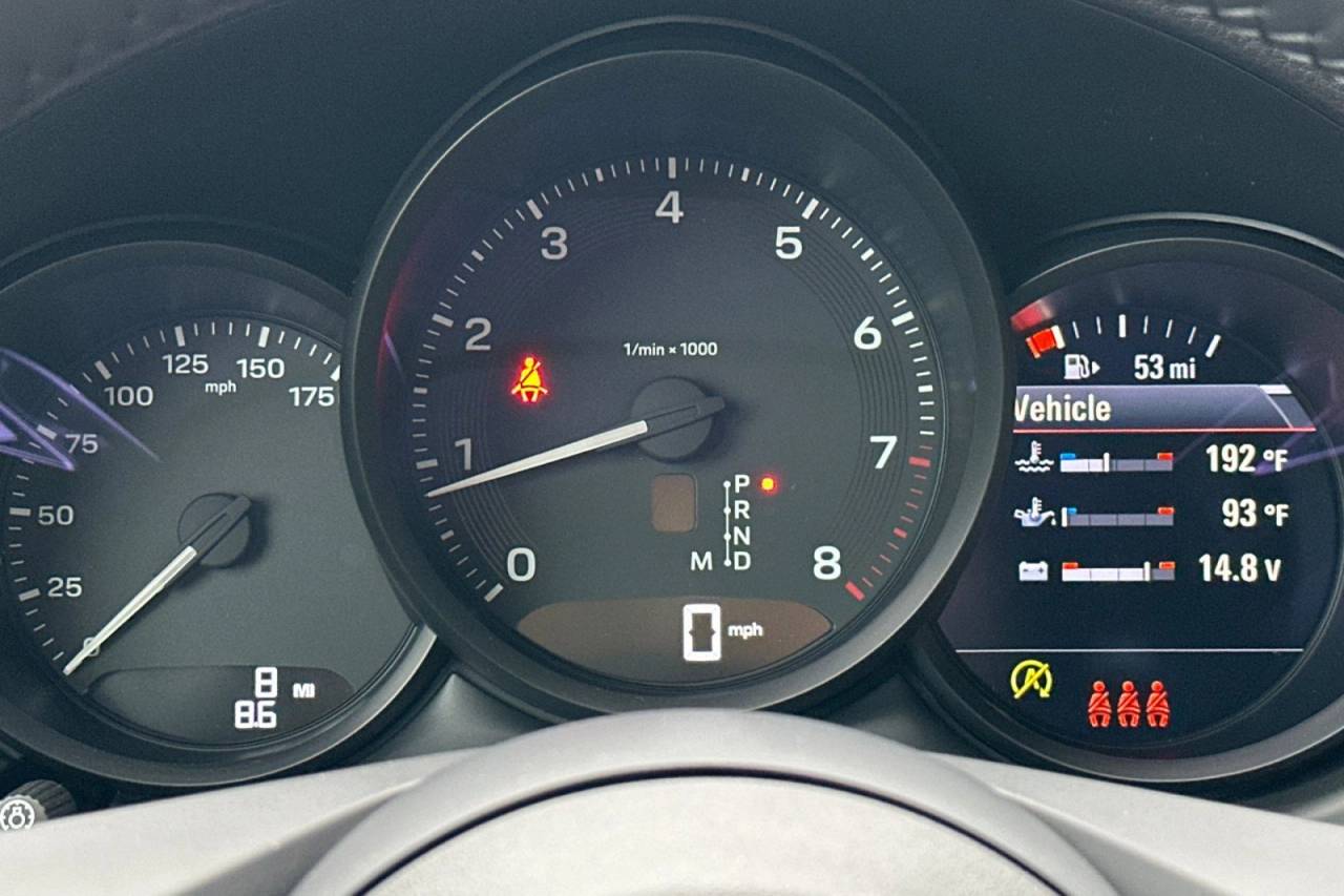 2026 Porsche Macan Macan