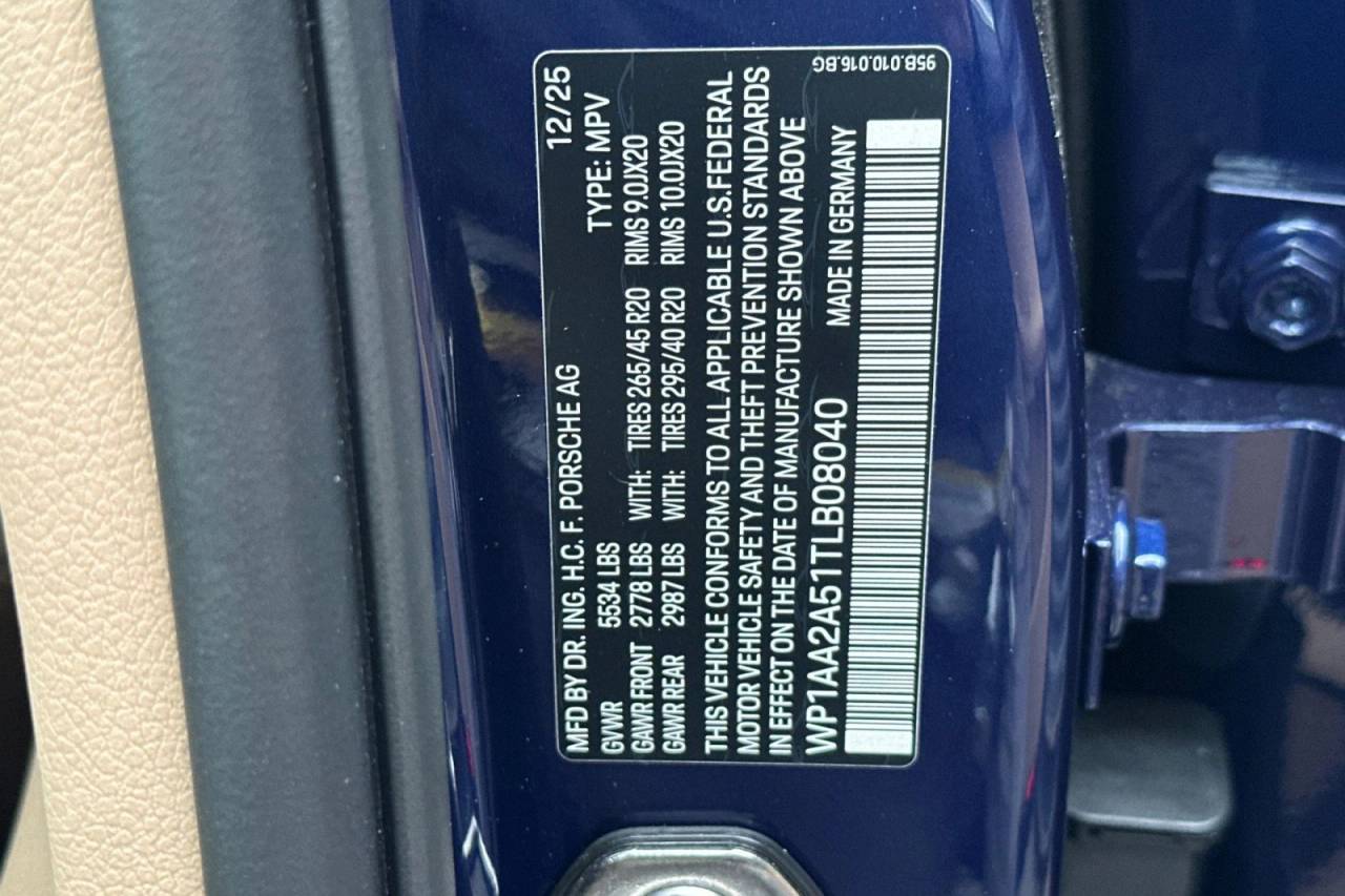 2026 Porsche Macan Macan