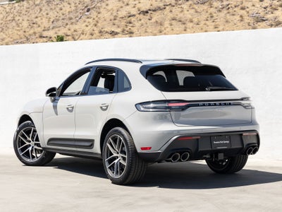 2026 Porsche Macan Base
