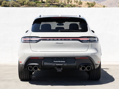 2026 Porsche Macan Base