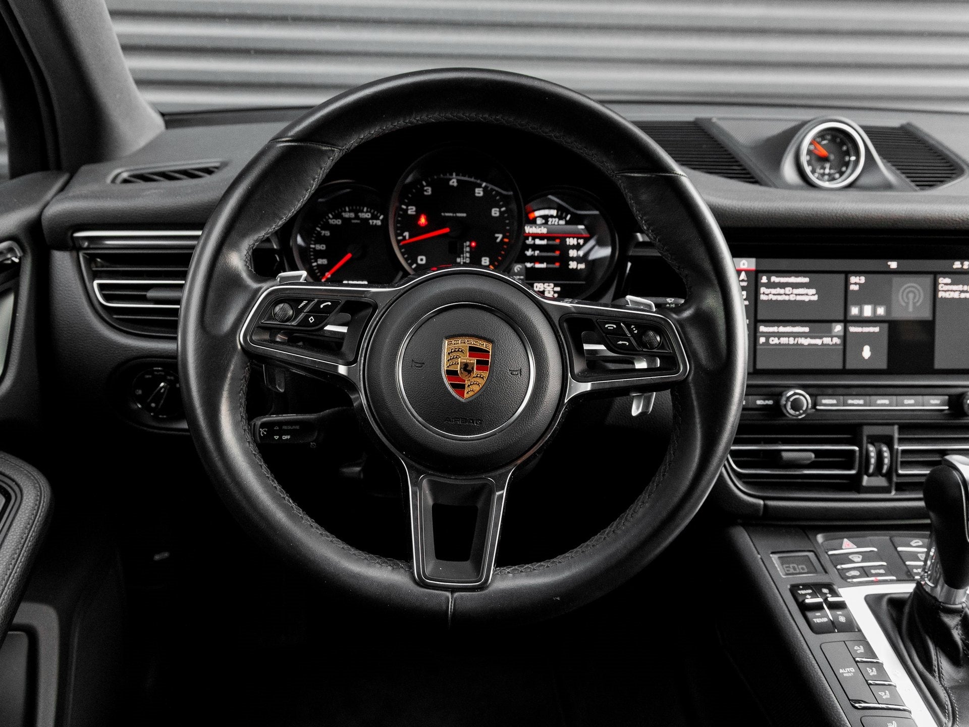 2019 Porsche Macan Macan