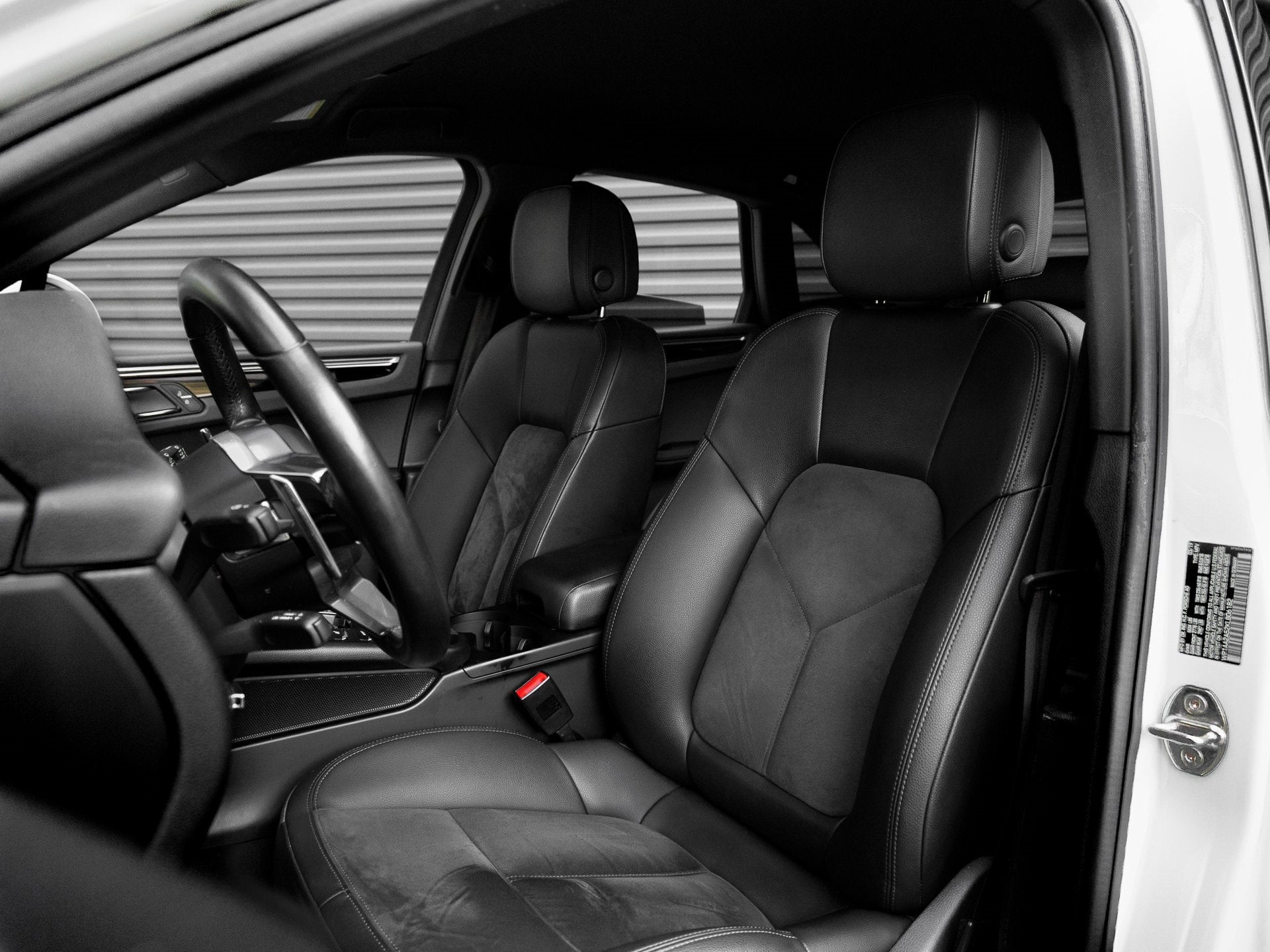 2019 Porsche Macan Macan