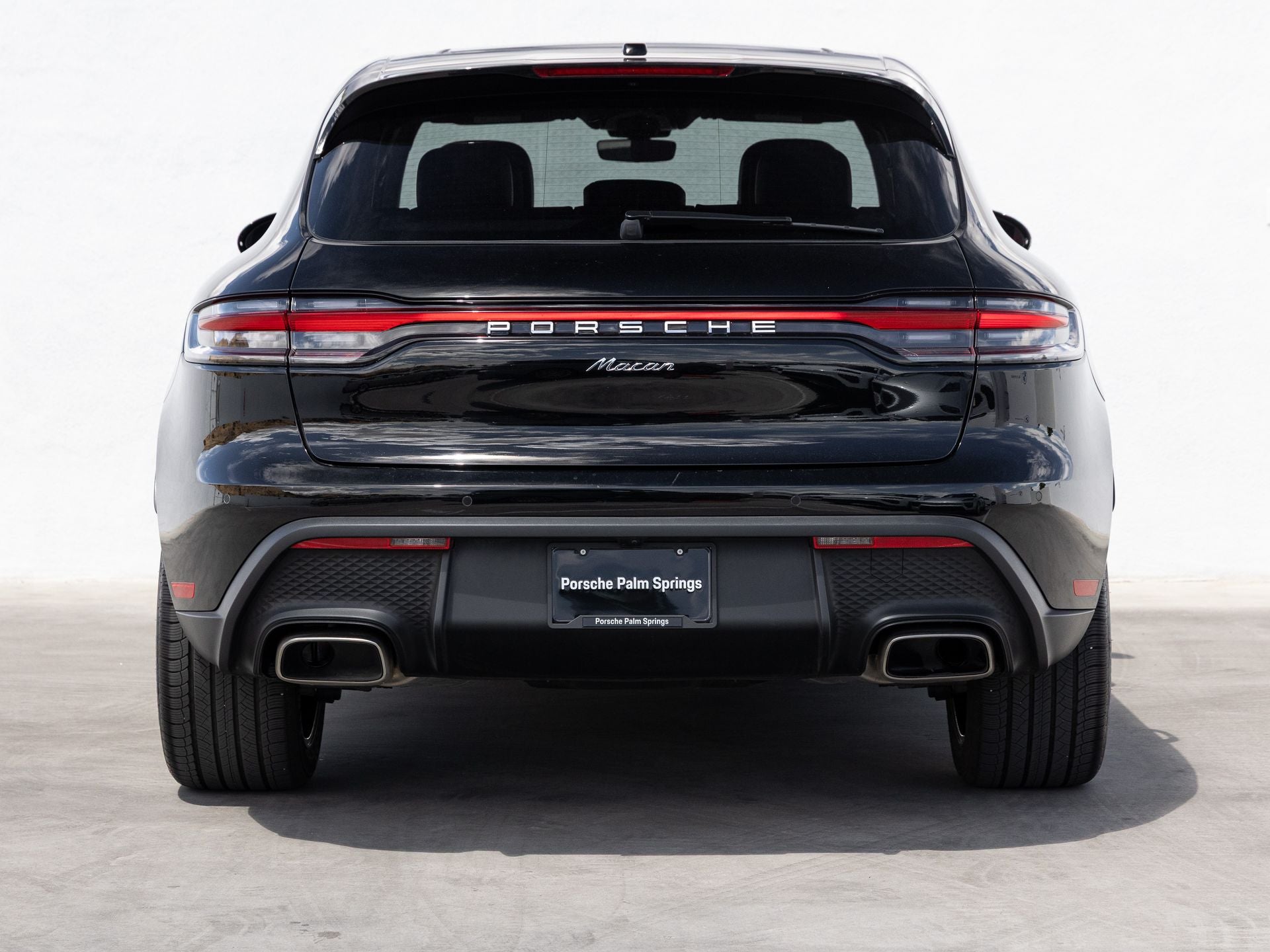 2025 Porsche Macan Base