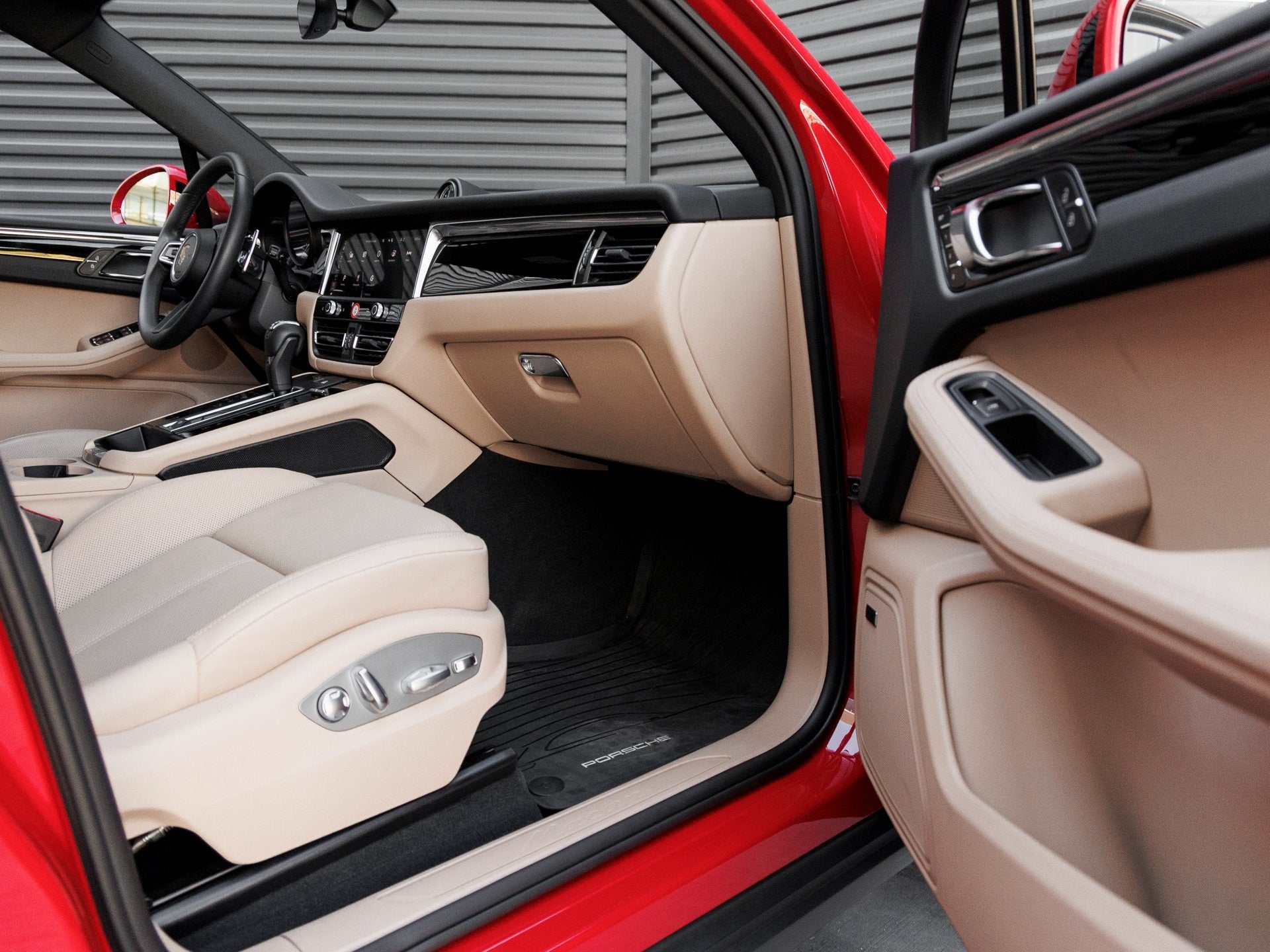 2025 Porsche Macan Macan