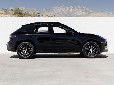 2025 Porsche Macan Macan