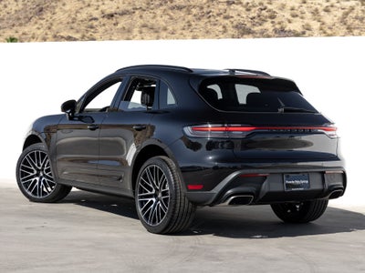 2026 Porsche Macan Base