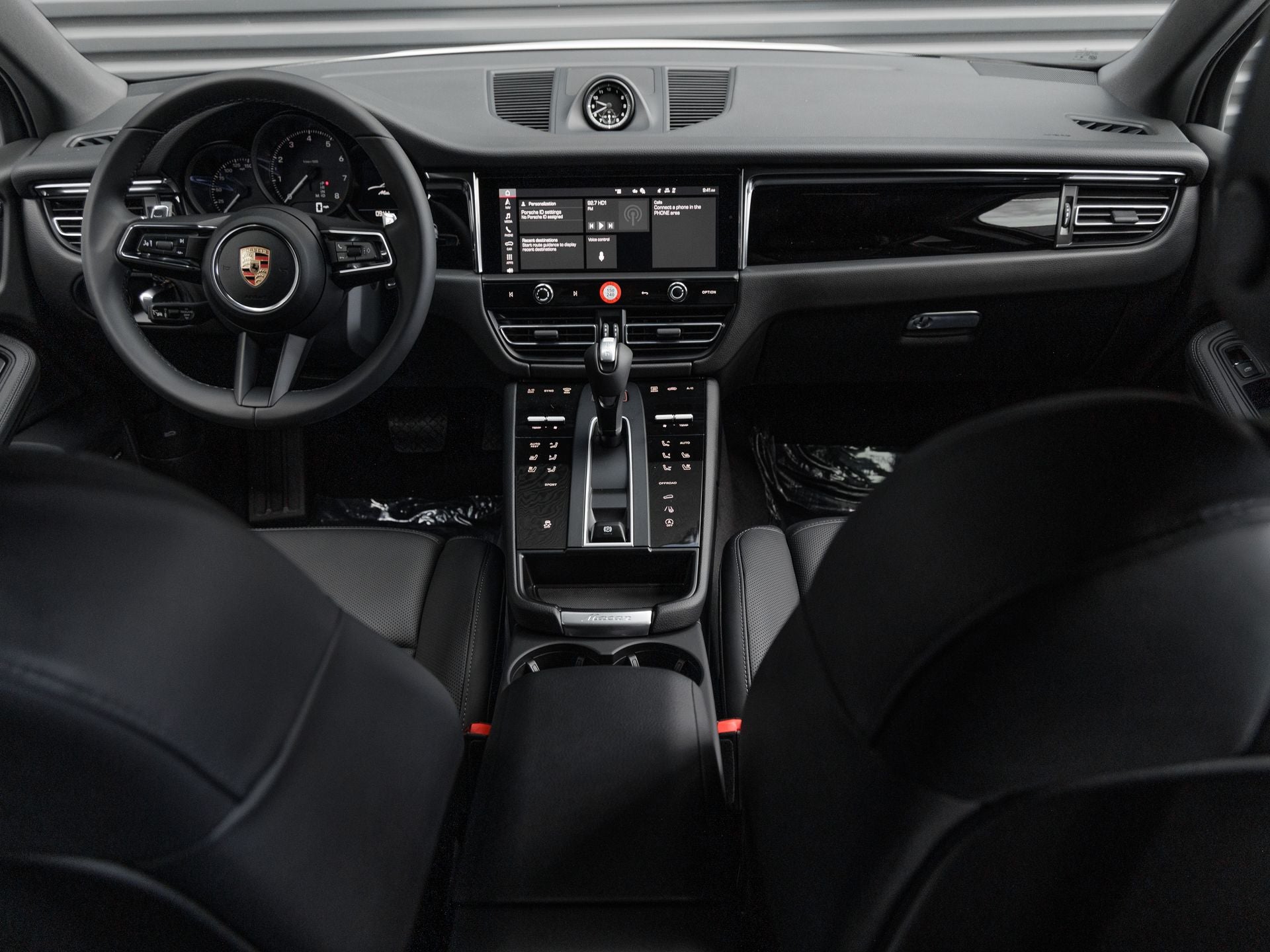 2026 Porsche Macan Macan