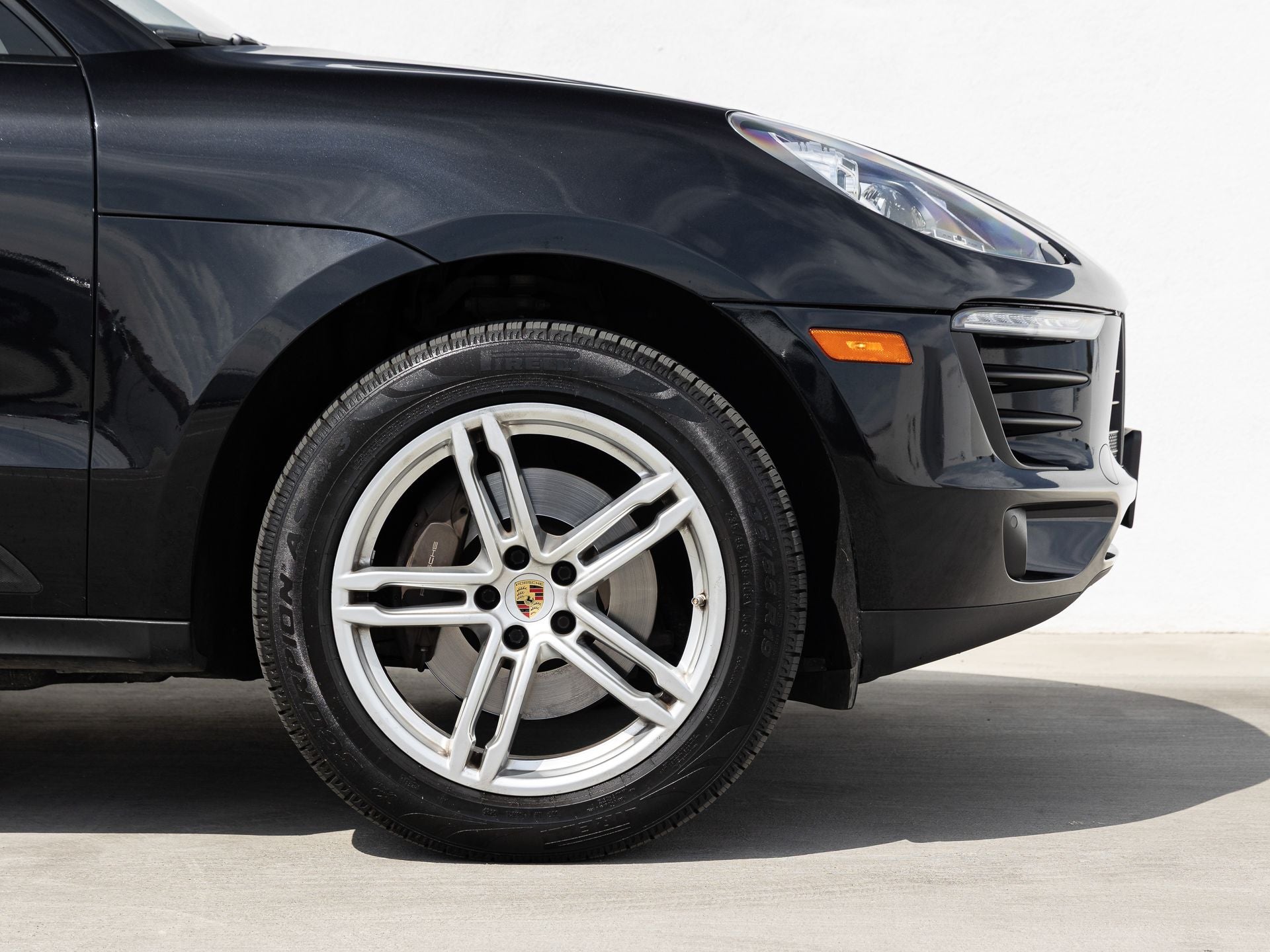 2018 Porsche Macan Macan