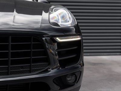 2018 Porsche Macan Macan